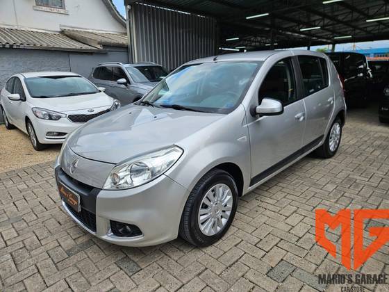 RENAULT SANDERO 1.6 PRIVILÉGE 16V FLEX 4P AUTOMÁTICO